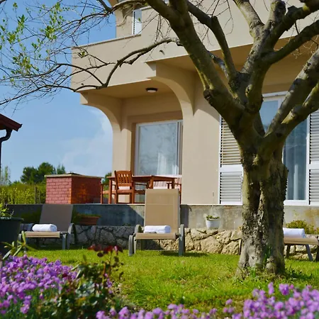 Apartment Marcella 1 Ljubač